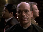 extant_StarTrek_VOY_6x17-SpiritFolk_02908.jpg