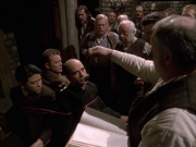 extant_StarTrek_VOY_6x17-SpiritFolk_02919.jpg