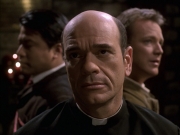 extant_StarTrek_VOY_6x17-SpiritFolk_02951.jpg