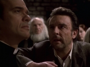 extant_StarTrek_VOY_6x17-SpiritFolk_02974.jpg