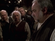 extant_StarTrek_VOY_6x17-SpiritFolk_02983.jpg