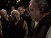 extant_StarTrek_VOY_6x17-SpiritFolk_02984.jpg
