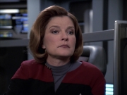 extant_StarTrek_VOY_6x17-SpiritFolk_03015.jpg