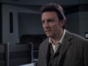 extant_StarTrek_VOY_6x17-SpiritFolk_03024.jpg