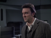 extant_StarTrek_VOY_6x17-SpiritFolk_03032.jpg