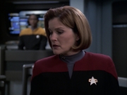 extant_StarTrek_VOY_6x17-SpiritFolk_03065.jpg