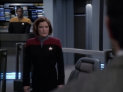 extant_StarTrek_VOY_6x17-SpiritFolk_03072.jpg