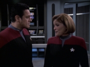 Filename=extant_StarTrek_VOY_6x17-SpiritFolk_03110.jpg
Filesize=144KiB
Dimensions=1200x900
Date added=Jan 02, 2020 extant_StarTrek_VOY_6x17-SpiritFolk_03110.jpg
