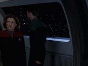 extant_StarTrek_VOY_6x17-SpiritFolk_03124.jpg