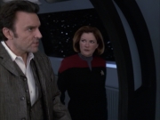 extant_StarTrek_VOY_6x17-SpiritFolk_03126.jpg