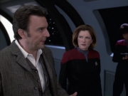 extant_StarTrek_VOY_6x17-SpiritFolk_03129.jpg