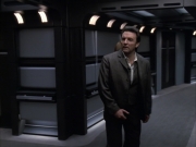 extant_StarTrek_VOY_6x17-SpiritFolk_03155.jpg