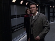 extant_StarTrek_VOY_6x17-SpiritFolk_03158.jpg