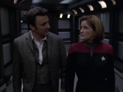 extant_StarTrek_VOY_6x17-SpiritFolk_03186.jpg