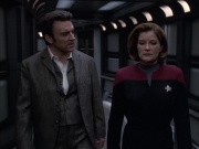 extant_StarTrek_VOY_6x17-SpiritFolk_03198.jpg