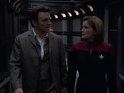 extant_StarTrek_VOY_6x17-SpiritFolk_03202.jpg