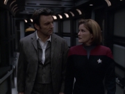 extant_StarTrek_VOY_6x17-SpiritFolk_03203.jpg
