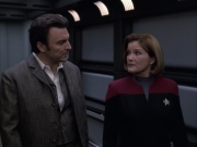 extant_StarTrek_VOY_6x17-SpiritFolk_03215.jpg
