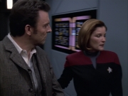 extant_StarTrek_VOY_6x17-SpiritFolk_03220.jpg
