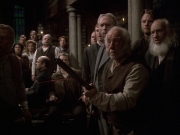 extant_StarTrek_VOY_6x17-SpiritFolk_03263.jpg