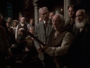 extant_StarTrek_VOY_6x17-SpiritFolk_03266.jpg