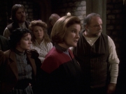 Filename=extant_StarTrek_VOY_6x17-SpiritFolk_03367.jpg
Filesize=159KiB
Dimensions=1200x900
Date added=Jan 02, 2020 extant_StarTrek_VOY_6x17-SpiritFolk_03367.jpg