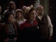 Filename=extant_StarTrek_VOY_6x17-SpiritFolk_03378.jpg
Filesize=166KiB
Dimensions=1200x900
Date added=Jan 02, 2020 extant_StarTrek_VOY_6x17-SpiritFolk_03378.jpg
