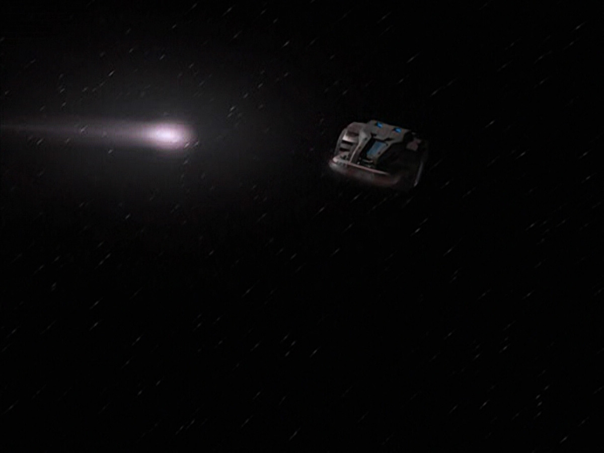 extant_StarTrek_VOY_6x18-AshesToAshes_00007.jpg