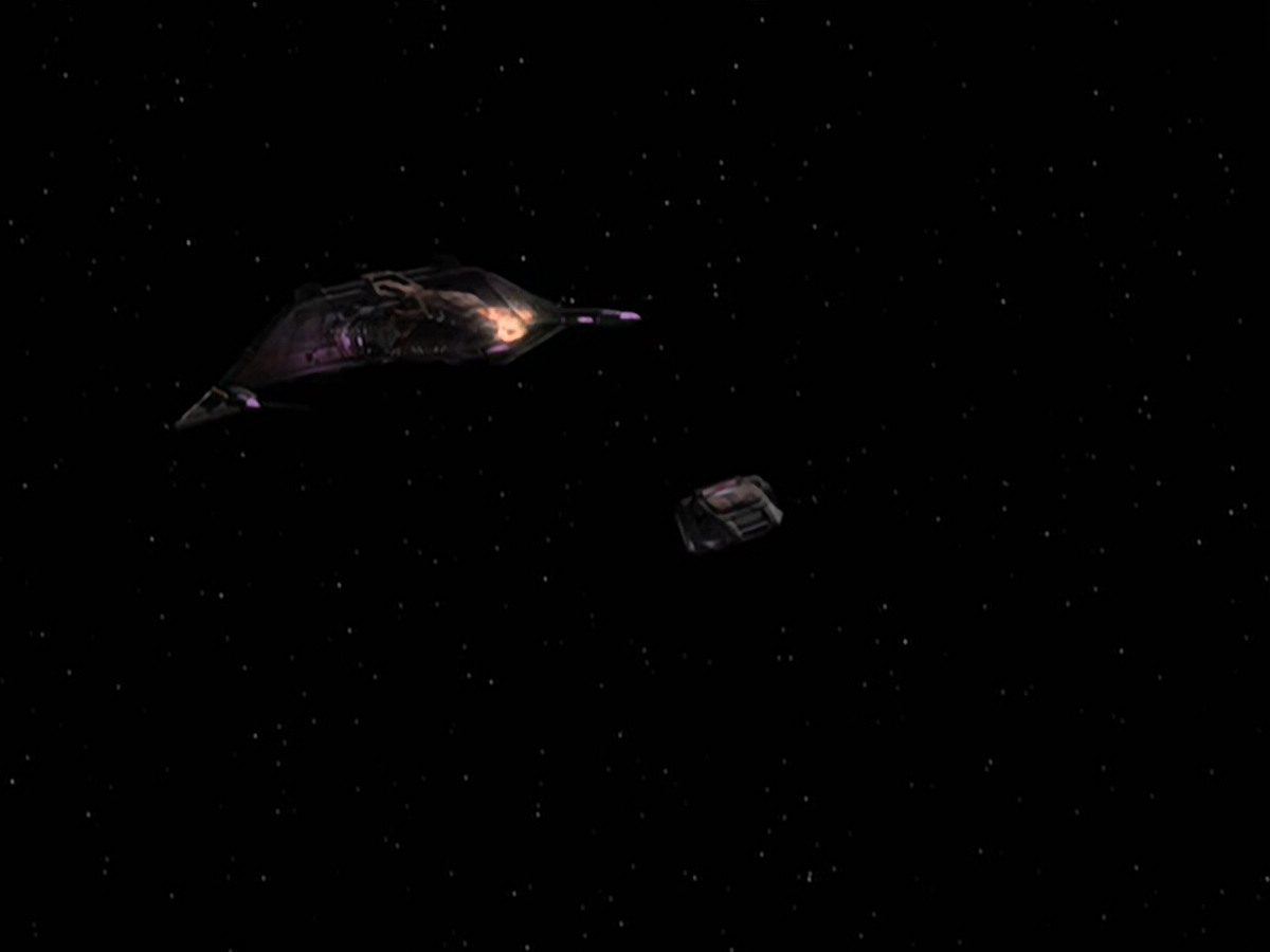 extant_StarTrek_VOY_6x18-AshesToAshes_00039.jpg