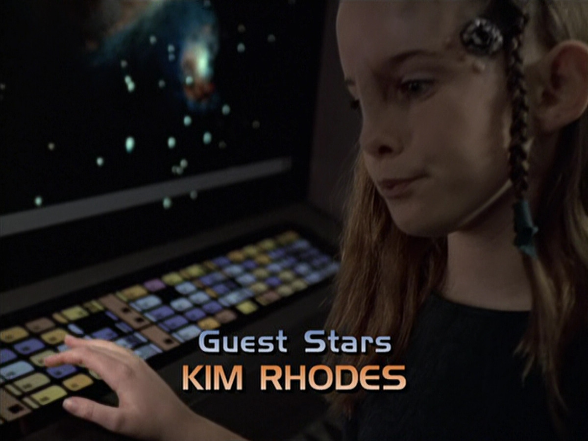 extant_StarTrek_VOY_6x18-AshesToAshes_00229.jpg