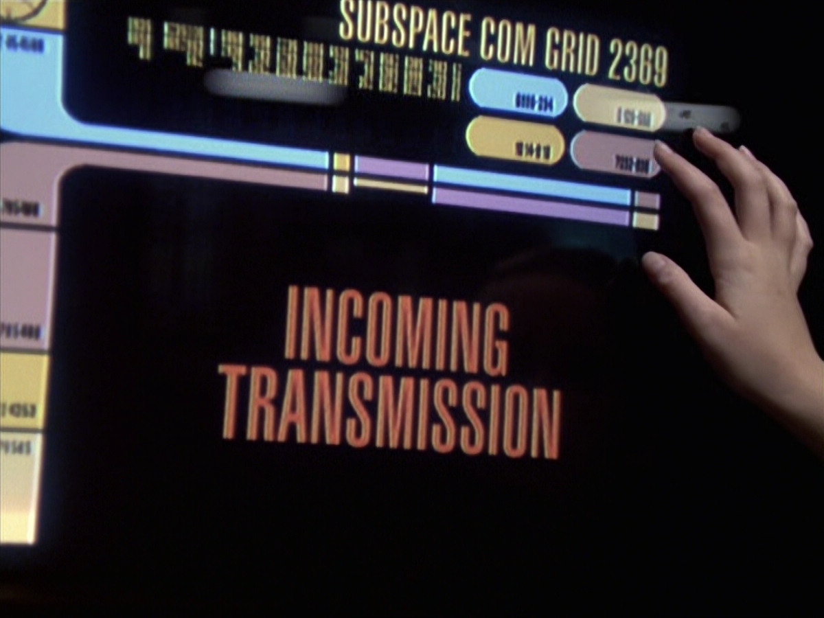 extant_StarTrek_VOY_6x18-AshesToAshes_00240.jpg