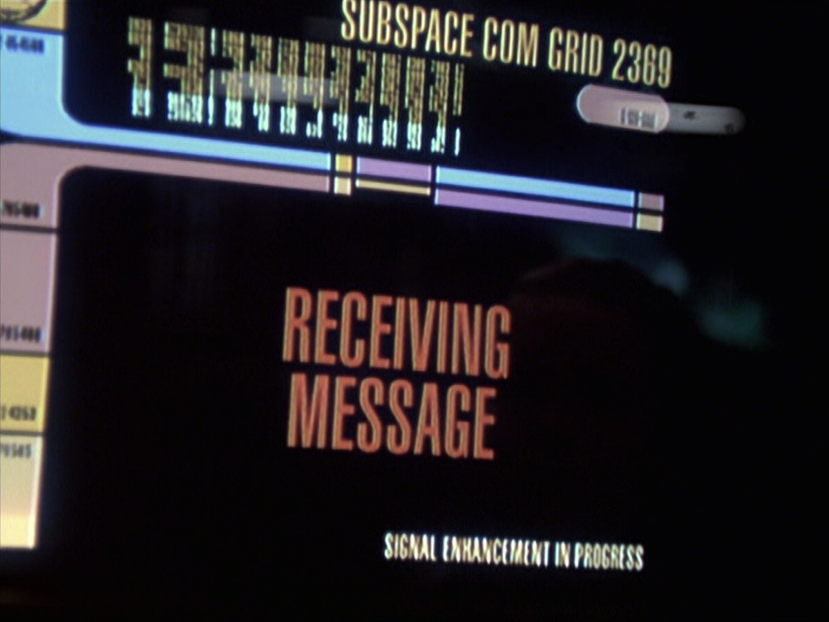 extant_StarTrek_VOY_6x18-AshesToAshes_00245.jpg