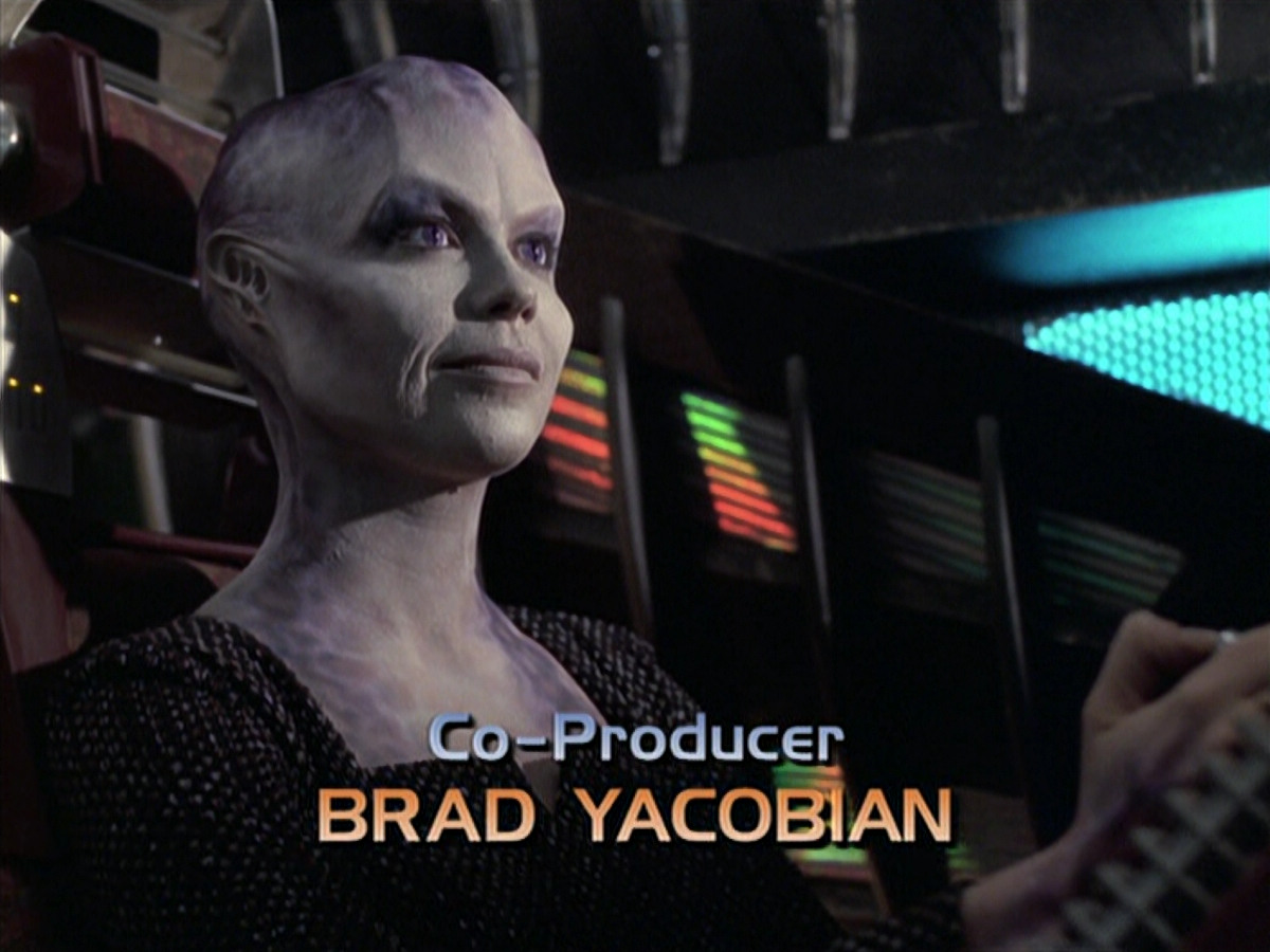 extant_StarTrek_VOY_6x18-AshesToAshes_00268.jpg