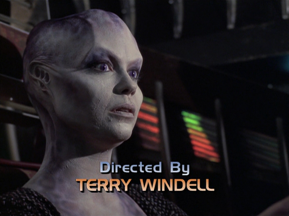 extant_StarTrek_VOY_6x18-AshesToAshes_00326.jpg