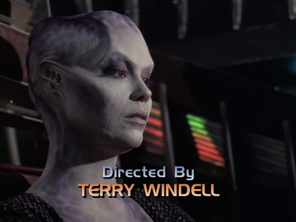 extant_StarTrek_VOY_6x18-AshesToAshes_00328.jpg