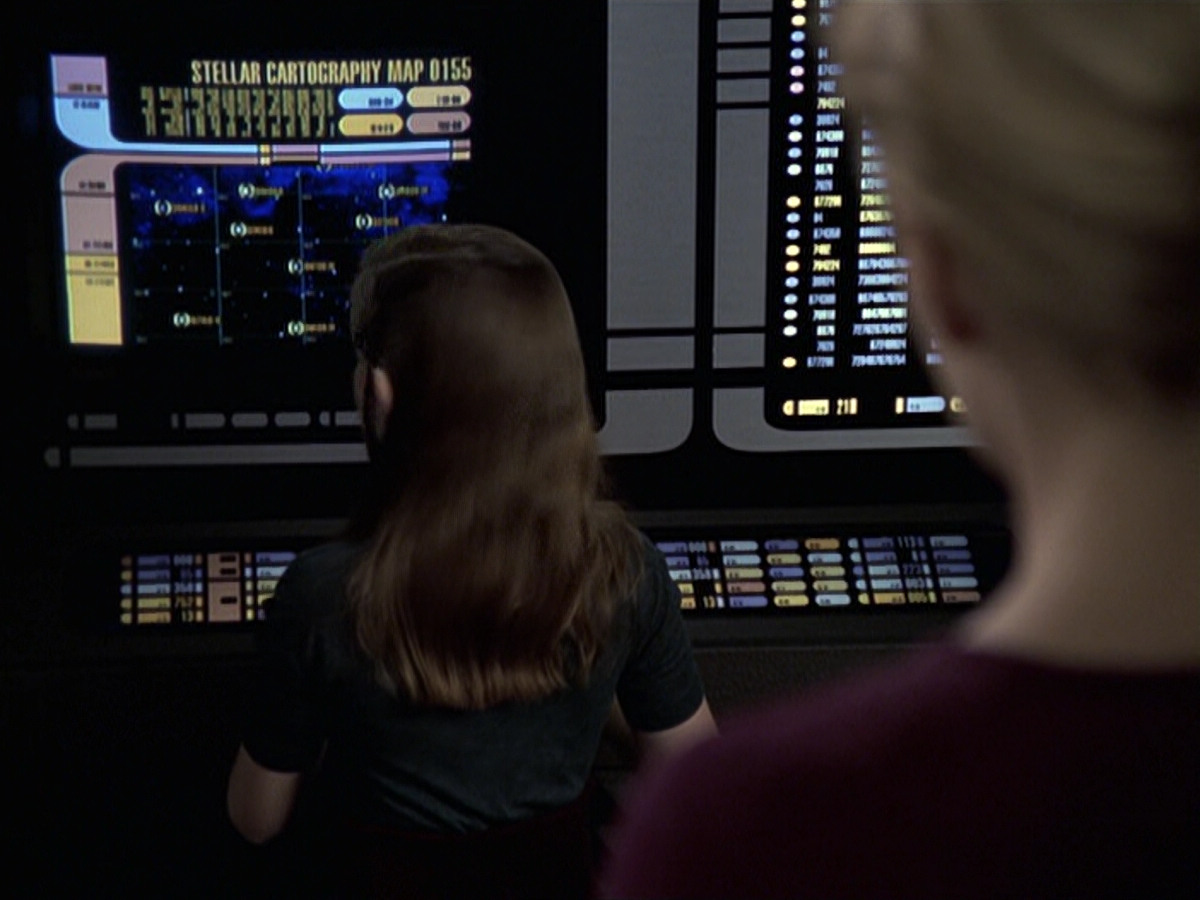 extant_StarTrek_VOY_6x18-AshesToAshes_00406.jpg