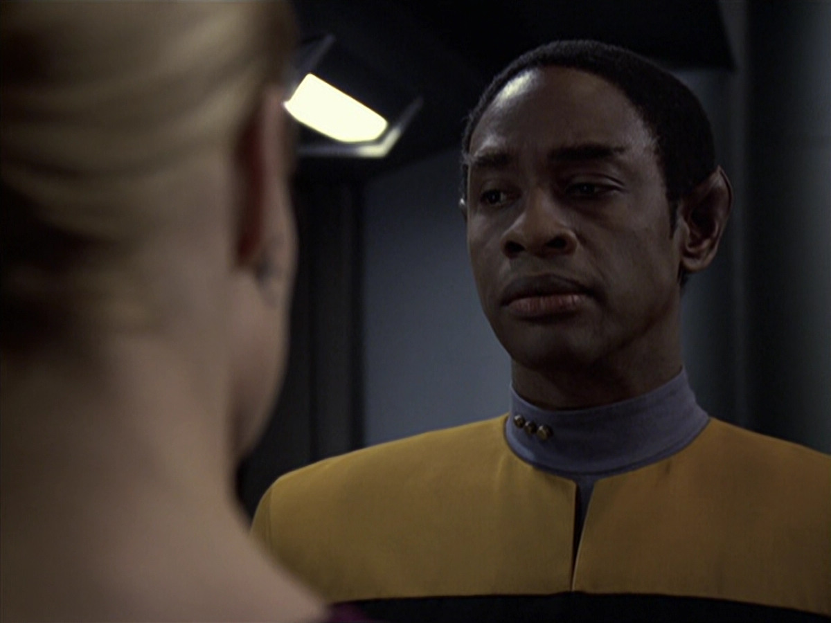 extant_StarTrek_VOY_6x18-AshesToAshes_00443.jpg