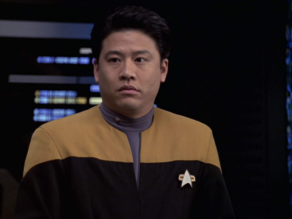 extant_StarTrek_VOY_6x18-AshesToAshes_00472.jpg