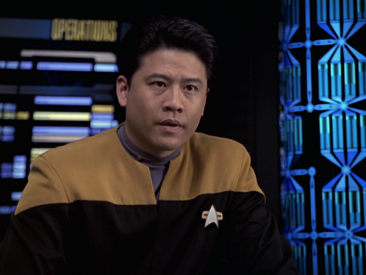 extant_StarTrek_VOY_6x18-AshesToAshes_00559.jpg