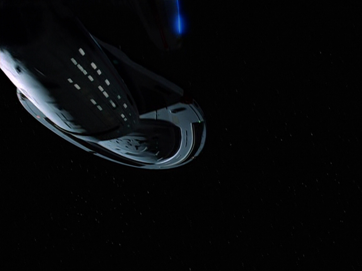 extant_StarTrek_VOY_6x18-AshesToAshes_00564.jpg