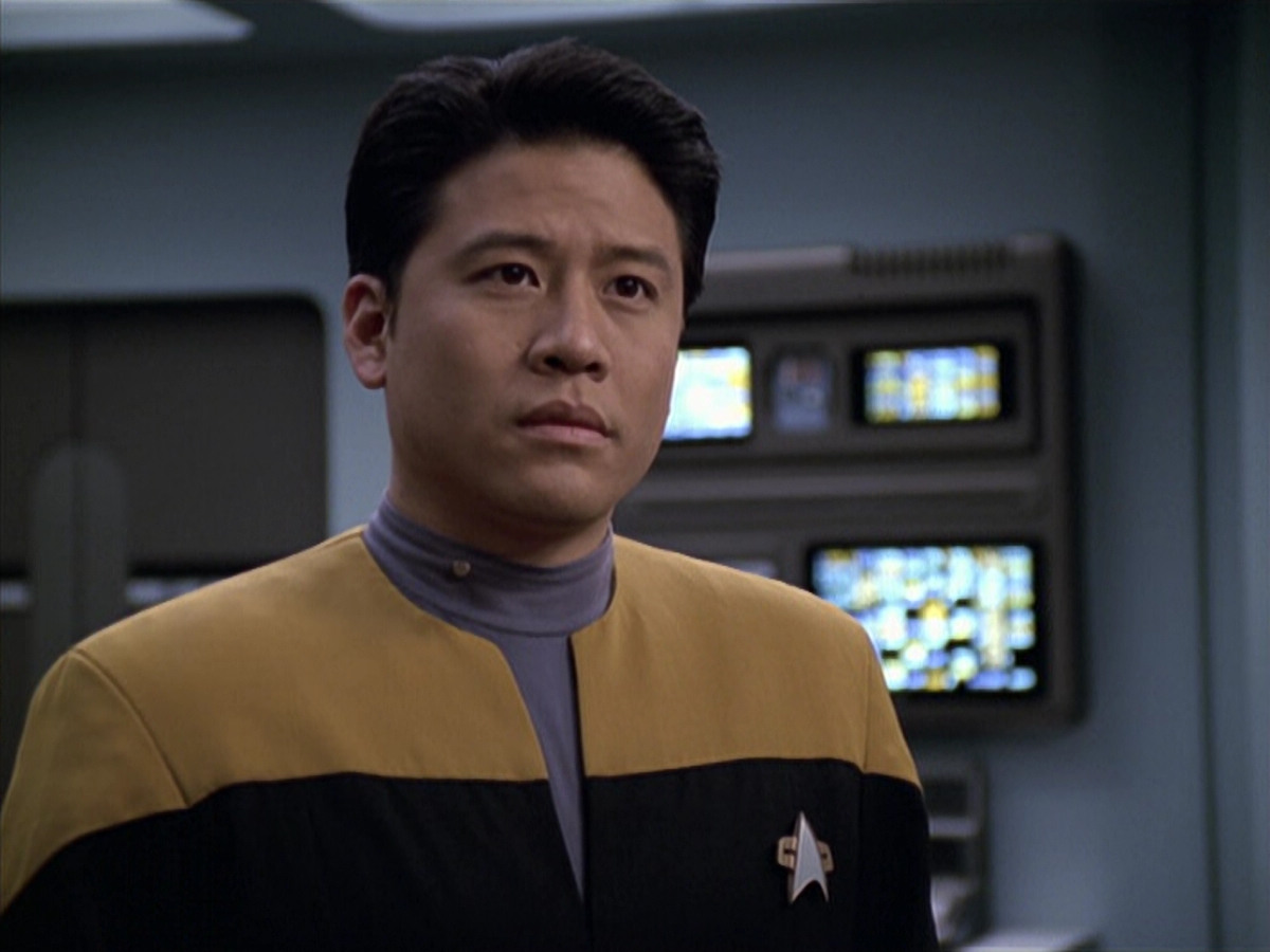 extant_StarTrek_VOY_6x18-AshesToAshes_00667.jpg