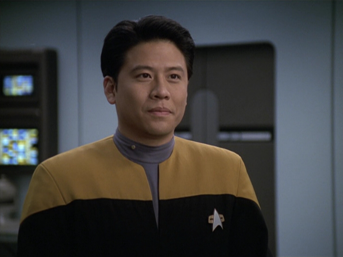 extant_StarTrek_VOY_6x18-AshesToAshes_00853.jpg