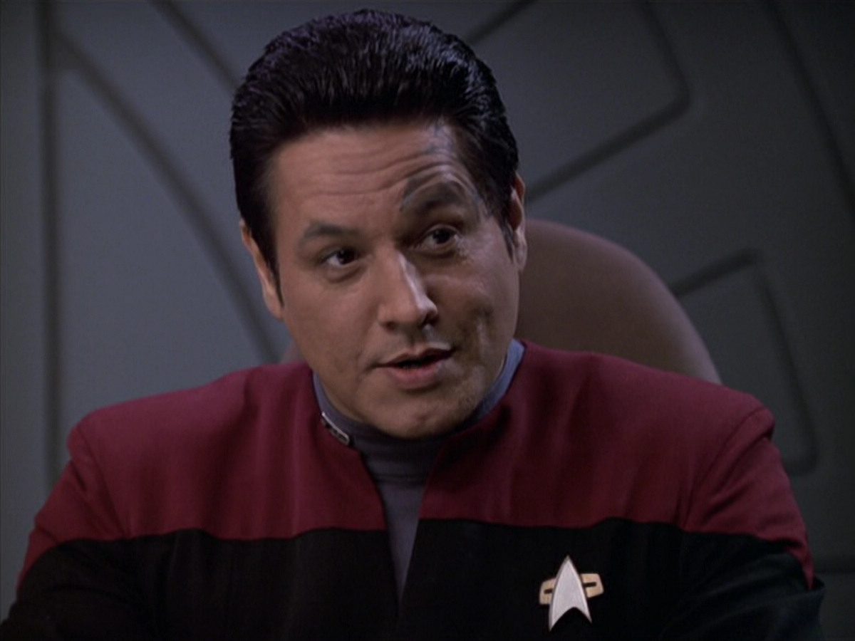 extant_StarTrek_VOY_6x18-AshesToAshes_00924.jpg