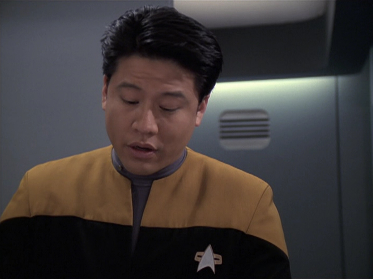 extant_StarTrek_VOY_6x18-AshesToAshes_01244.jpg