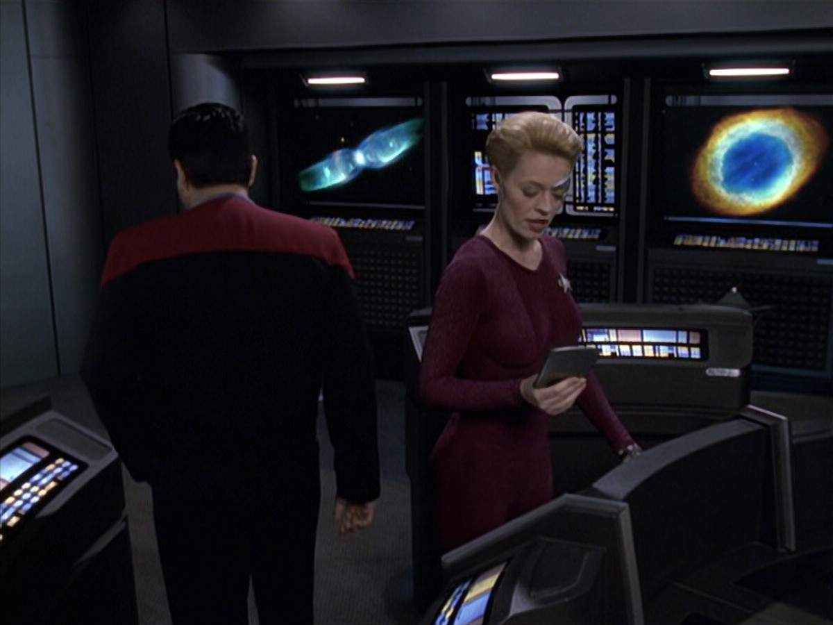 extant_StarTrek_VOY_6x18-AshesToAshes_01773.jpg