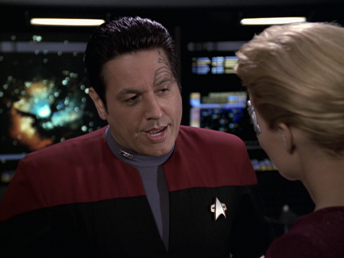 extant_StarTrek_VOY_6x18-AshesToAshes_01797.jpg