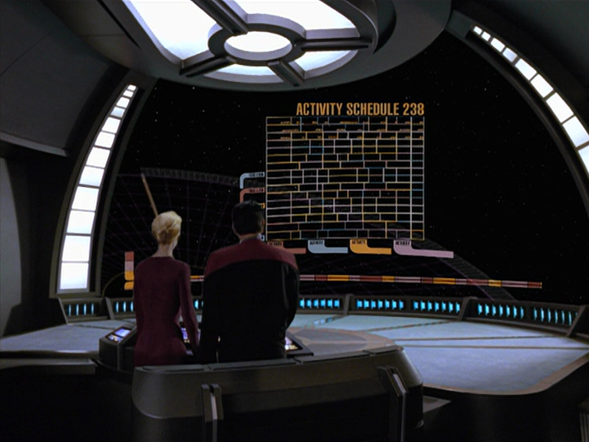 extant_StarTrek_VOY_6x18-AshesToAshes_01810.jpg