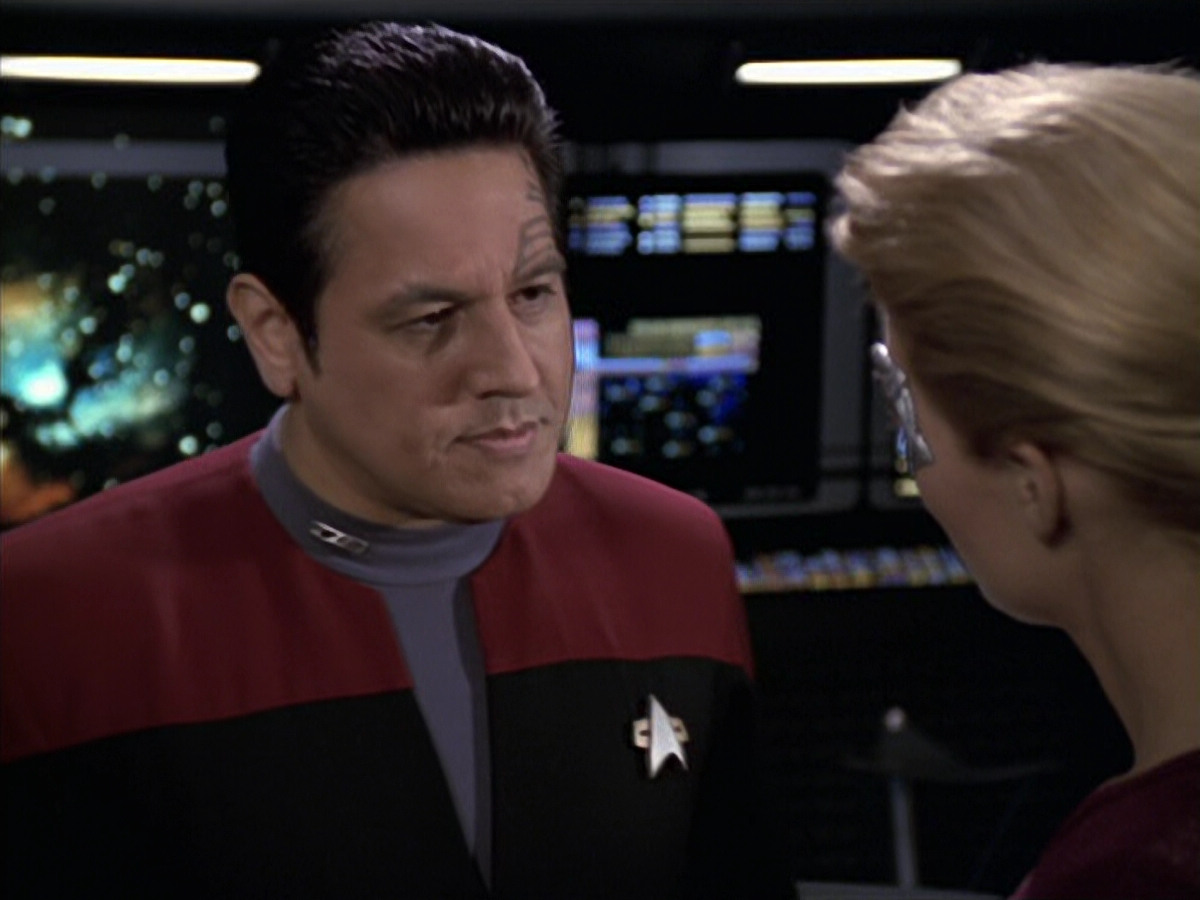 extant_StarTrek_VOY_6x18-AshesToAshes_01895.jpg