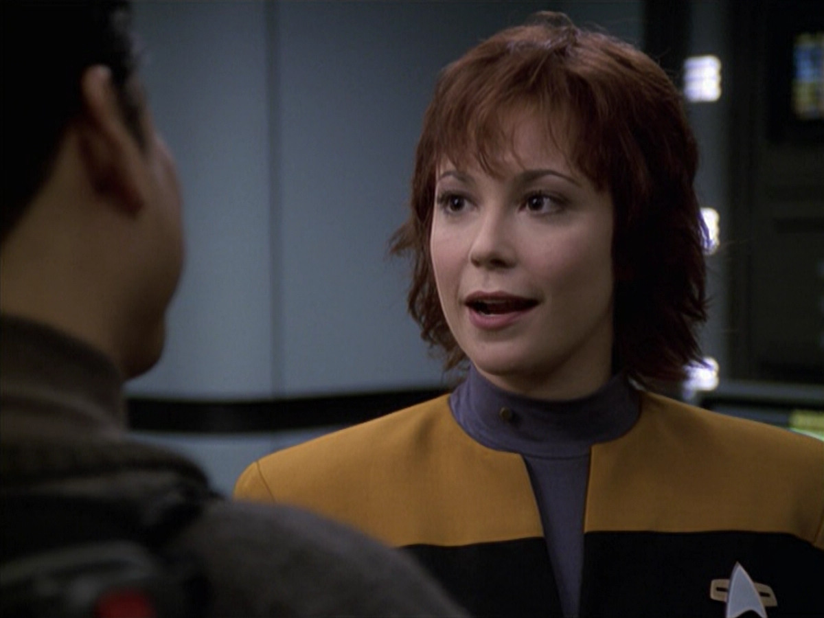 extant_StarTrek_VOY_6x18-AshesToAshes_01996.jpg