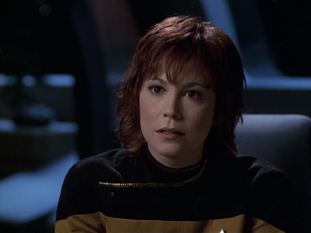 extant_StarTrek_VOY_6x18-AshesToAshes_02143.jpg